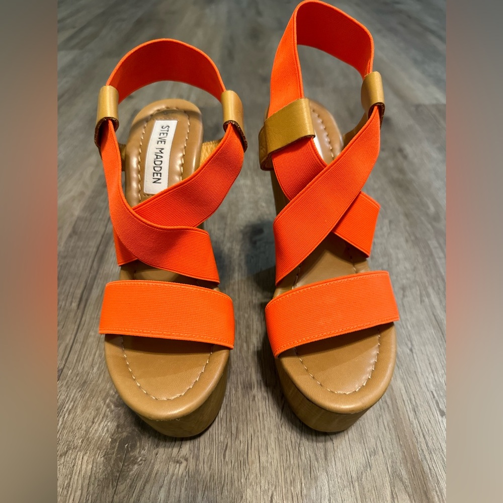 Steve Madden wedges
